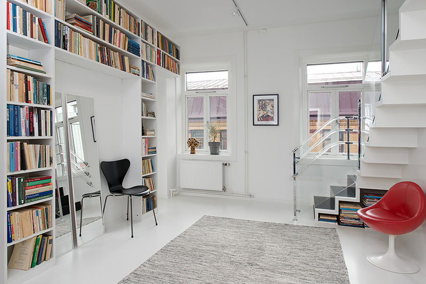 北欧风格复式楼10平米客厅书架装潢效果图