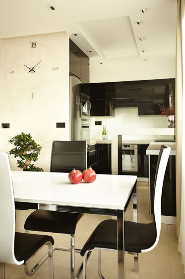 70平米单身公寓 黑与白的优雅简约 ,70平米装修,单身公寓,黑白,简约风格