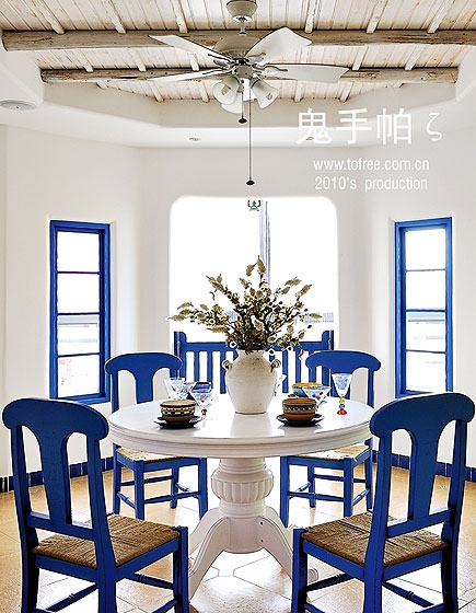 蓝色清新地中海混搭别墅餐厅装修效果图