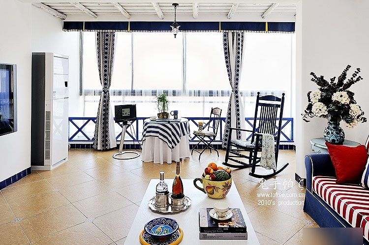 蓝色地中海风格别墅客厅装修效果图