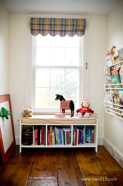 北欧风彩色可爱儿童房飘窗装修效果图