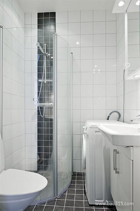 白色的淋浴房装修效果图