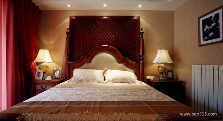 100㎡二居室欧式风格卧室背景墙装修效果图-欧式风格床头灯图片