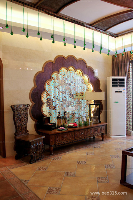 简单而尊贵的东南亚会客厅设计