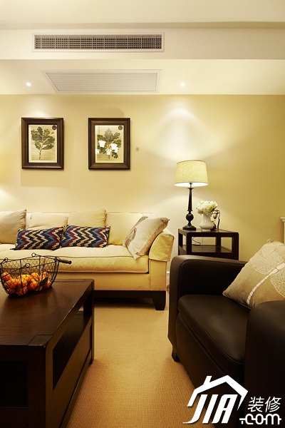 古典风格三室一厅40平米客厅沙发软装效果图
