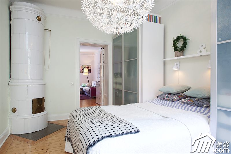 瑞典北欧式小居室 彩色活力温馨窝 温馨,欧式风格,公寓装修,彩色装修,富裕型装修,卧室,白色,床