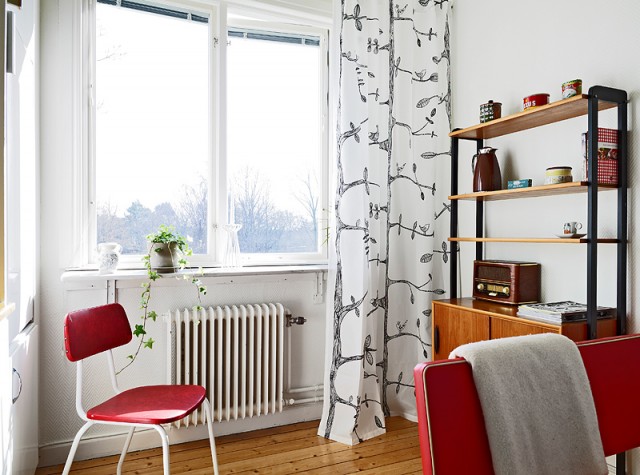 宜家风格小户型客厅红色桌椅软装效果图
