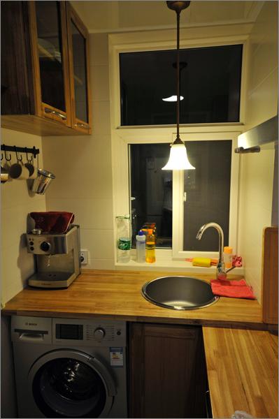 古典英式风格公寓厨房装潢效果图
