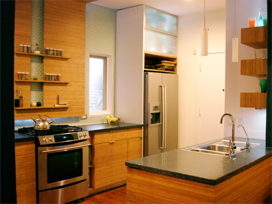 现代简约复式厨房橱柜装修效果图