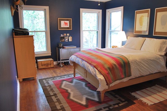 欧式古朴原木一居室卧室装修效果图