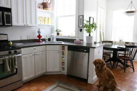 现代简约风一居室厨房橱柜装修效果图