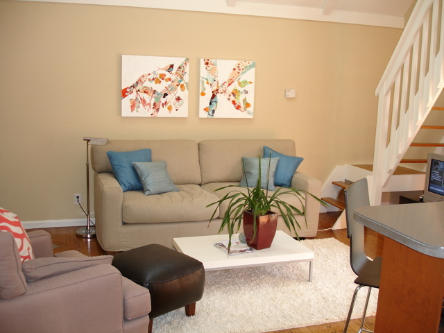 延伸舒适 经济型简约挑高单身居 跃层装修,经济型装修,简约风格,客厅,简洁,舒适,沙发,茶几,沙发背景墙