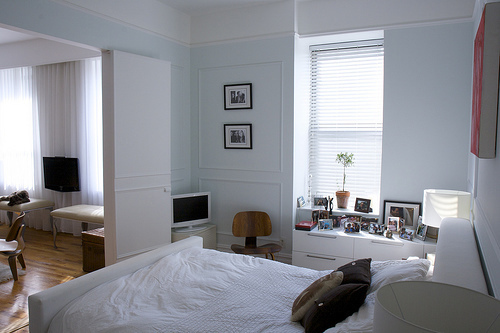 空间利用巧 情侣一居室变成宝 小户型装修,60平米装修,公寓装修,简约风格,宜家风格,卧室,床,舒适