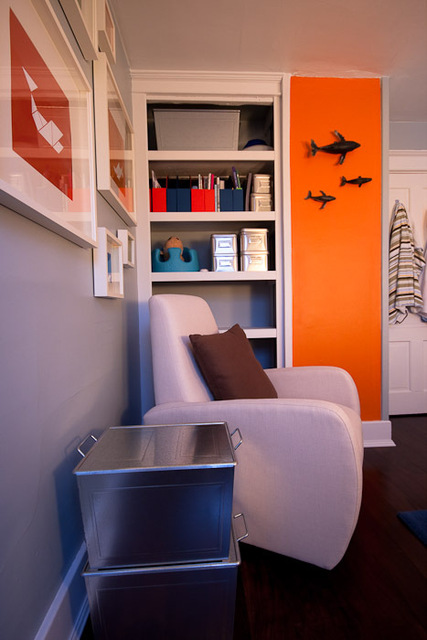 现代风格小户型公寓客厅桌椅搭配效果图