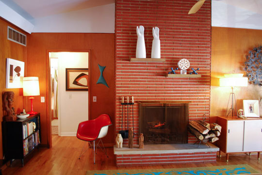 温馨两居室 色彩混合打造童趣空间 二居室装修,90平米装修,经济型装修,简约风格,海外家居,壁炉