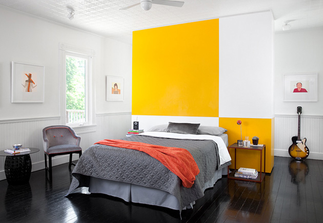 简约风橙色开放式loft卧室背景墙装修效果图