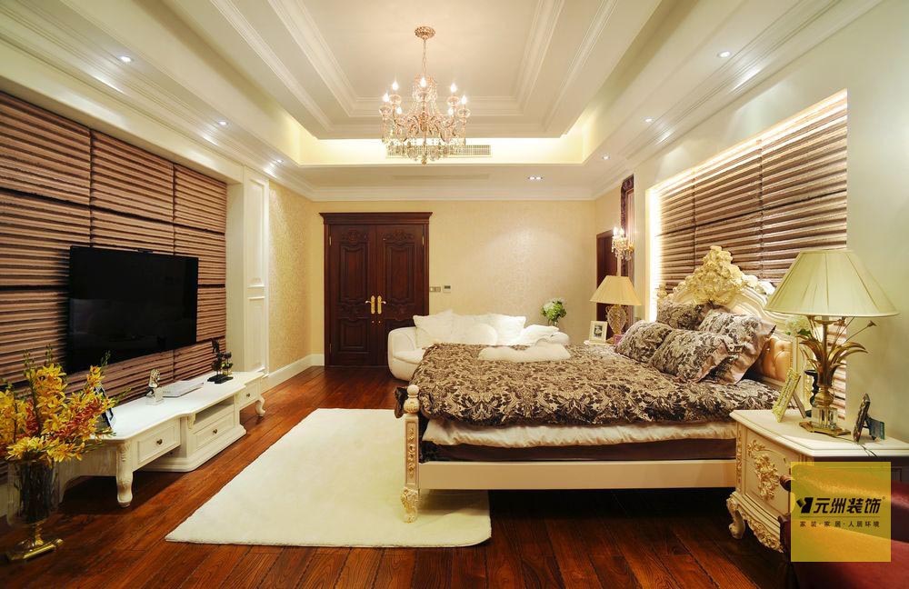 卧室的设计十分尊贵，新古典式的床柜烘托出别墅的气质。