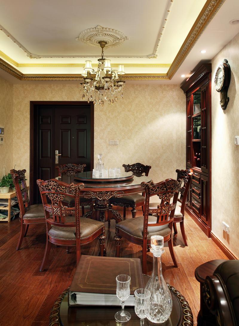 美式古典风格四室两厅40平米餐厅家具搭配效果图