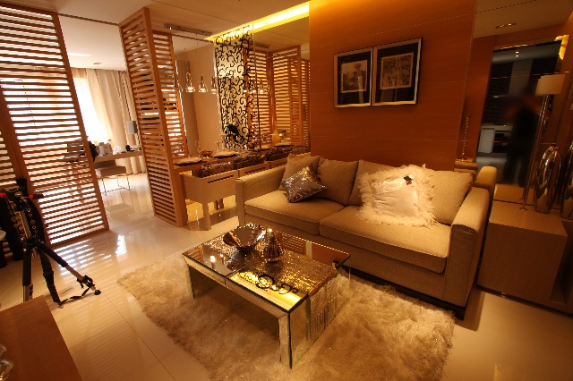 优雅屏风设计 精致奢华生活 一居室装修,90平米装修,富裕型装修,混搭风格,客厅,沙发,茶几