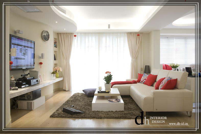 现代简约风格三室一厅30平米客厅素色窗帘软装效果图