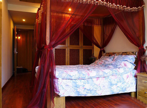 三室一厅东南亚风格卧室软装搭配效果图