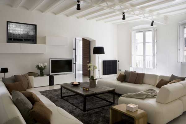 130平西班牙现代混搭公寓客厅装修效果图