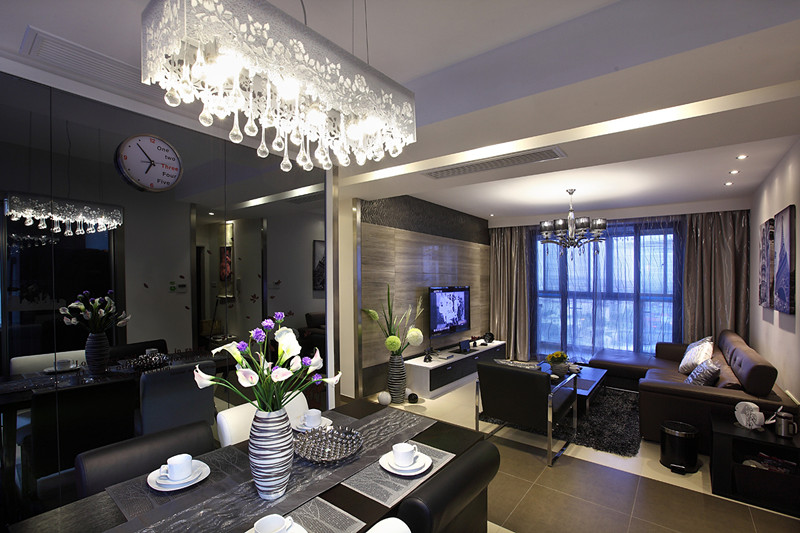 欧式风格三室两厅20平米客厅华丽吊灯搭配效果图