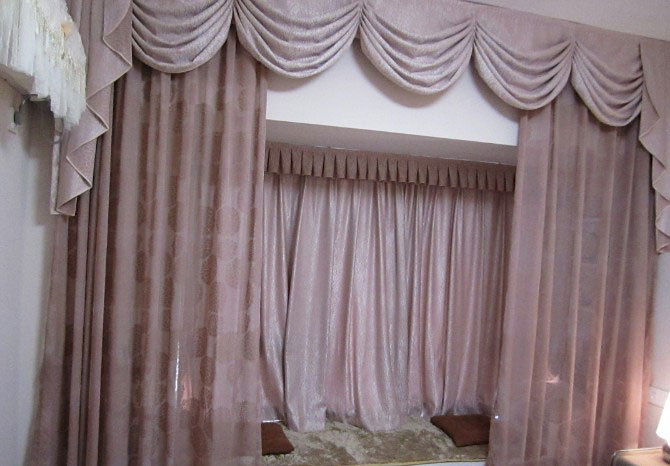 简约风格两室两厅阳台窗帘软装效果图
