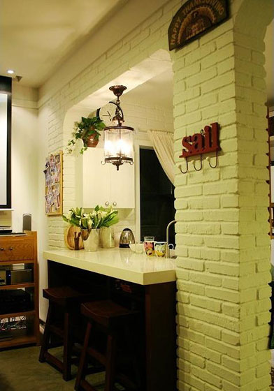 东南亚混搭复式厨房吧台隔断装修效果图