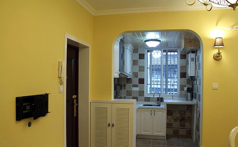 摩洛哥风格小户型三室一厅走廊柠檬黄墙面效果图
