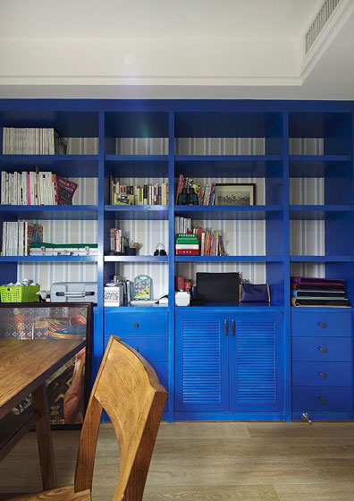 舒适美式三居室书房书柜装修效果图