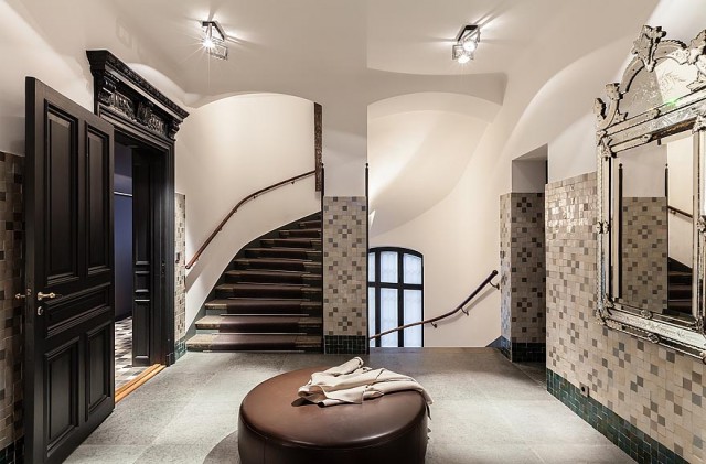 340平北欧公寓 不一样的复古情调 北欧风格,复式装修,公寓装修,旋转楼梯,复式楼梯,马赛克
