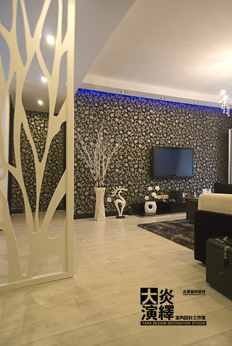 现代黑白简欧混搭两居客厅电视背景墙装修效果图