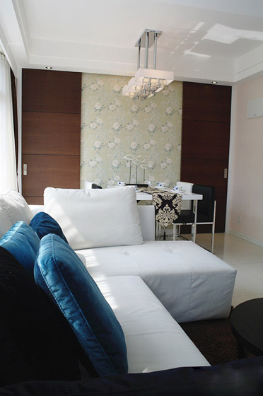 三室两厅简欧风格40平客厅布艺沙发软装效果图