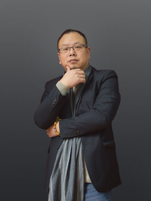 师介绍                                       注册高级室内设计师