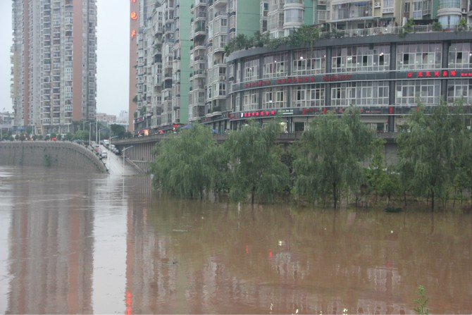 裝修遇暴雨洪澇怎么辦?雨季裝修應對措施