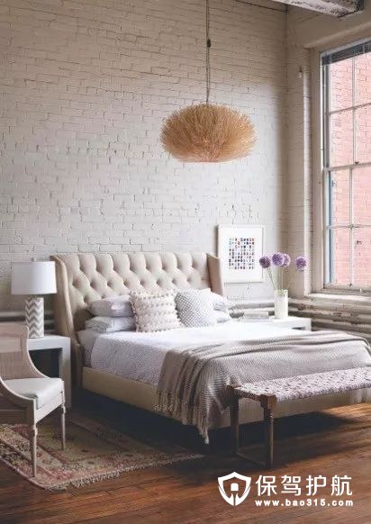 白色朴素简洁卧室设计