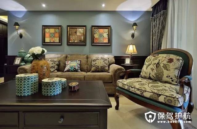 极具美式风情的客厅沙发背景墙装修效果图