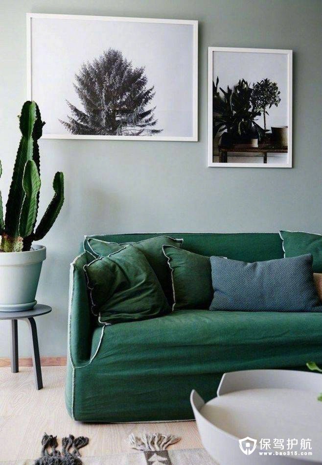 墨绿色沙发