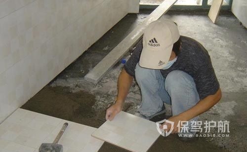 客厅干铺地板砖的方法步骤3