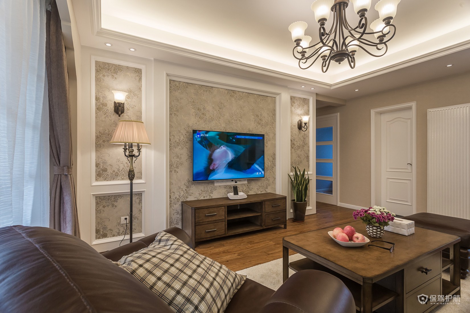 欧式风格客厅软包电视墙装修效果图 – 设计本装修效果图