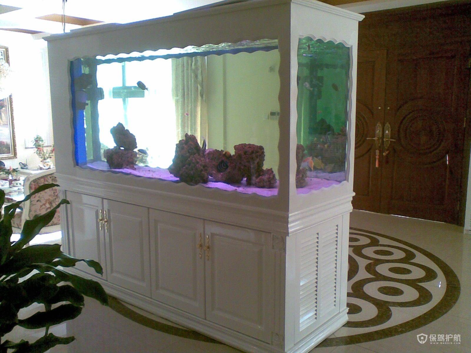 客厅鱼缸摆放哪里最佳 鱼缸在客厅的最佳位置讲解