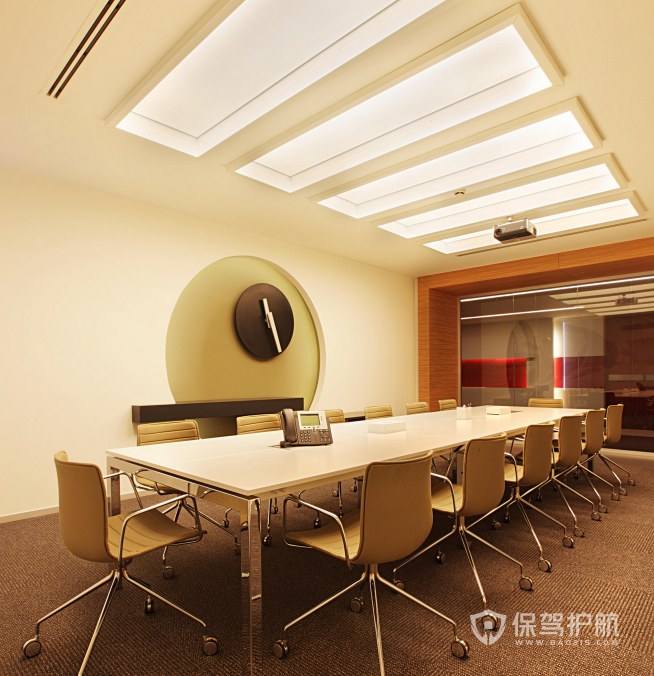 现代时尚风格办公会议室装修效果图