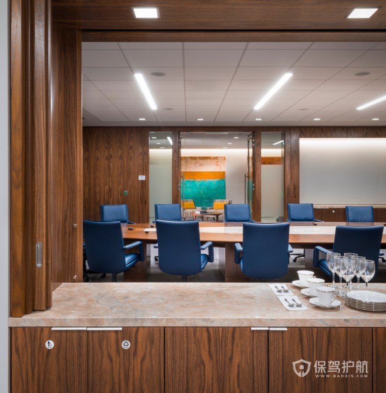 创意美式办公会议室装修效果图