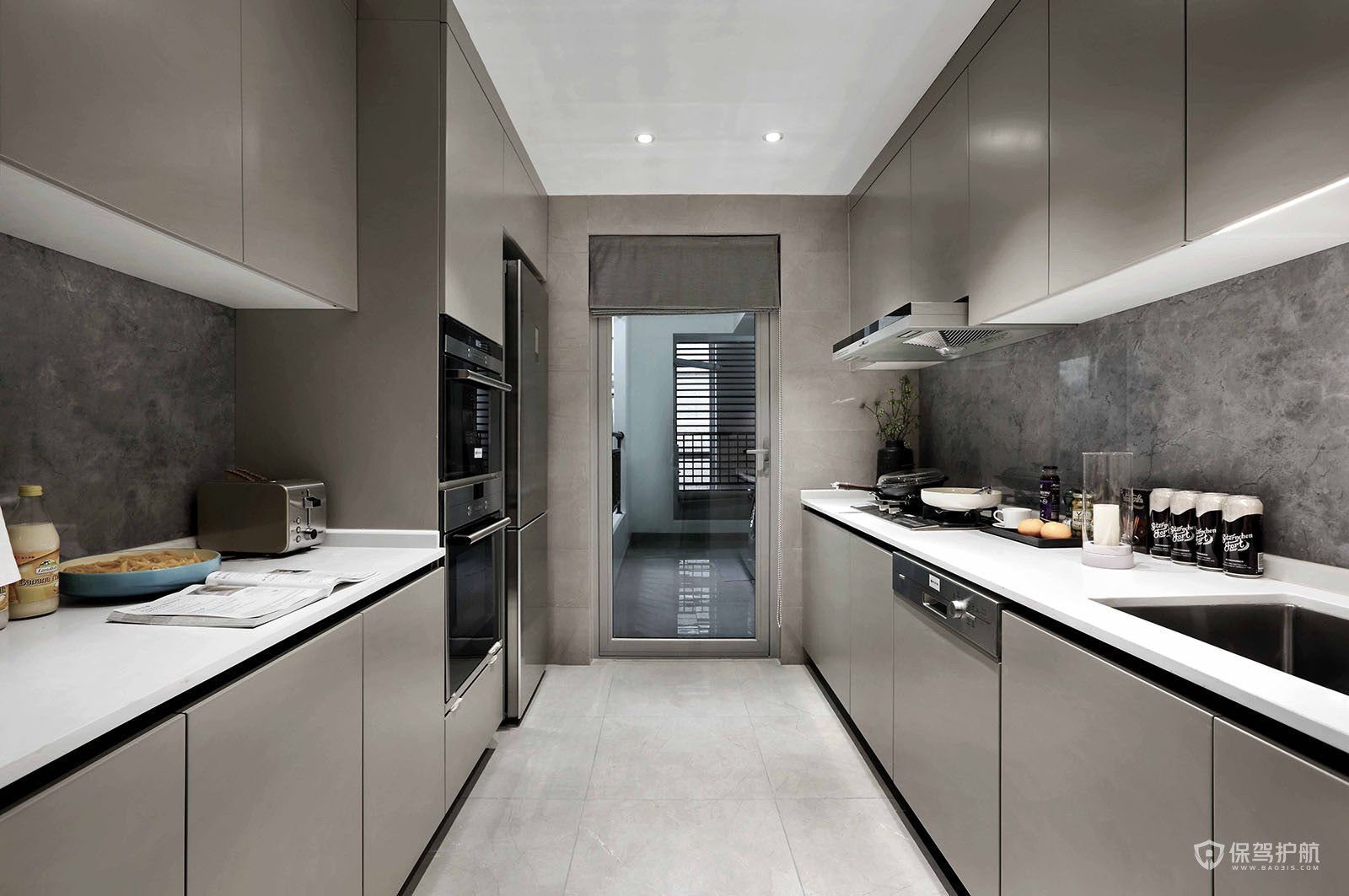 110平现代风格三居室整体厨房装修效果图