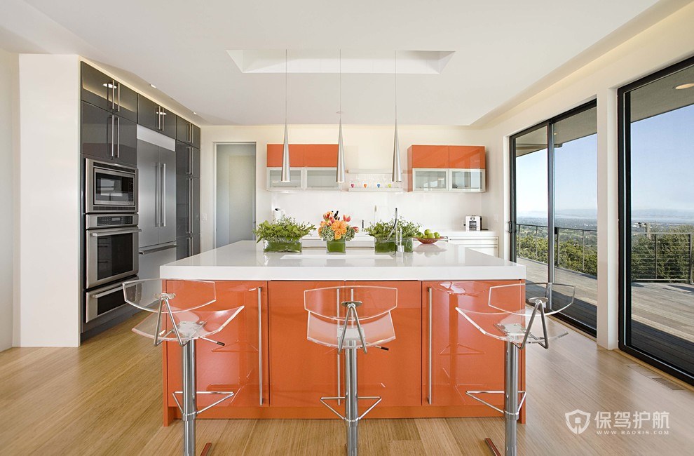 现代简约风别墅橙色厨房装修效果图