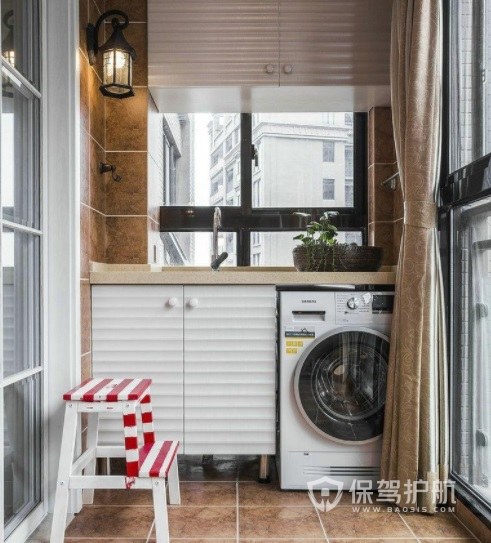中式极简风封闭式阳台洗衣机柜装修效果图