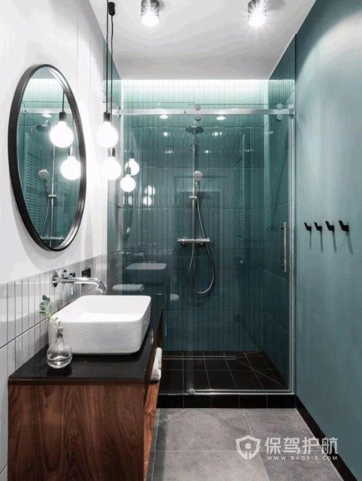 小户型卫生间实木浴室柜搭配白色台盆装修效果图