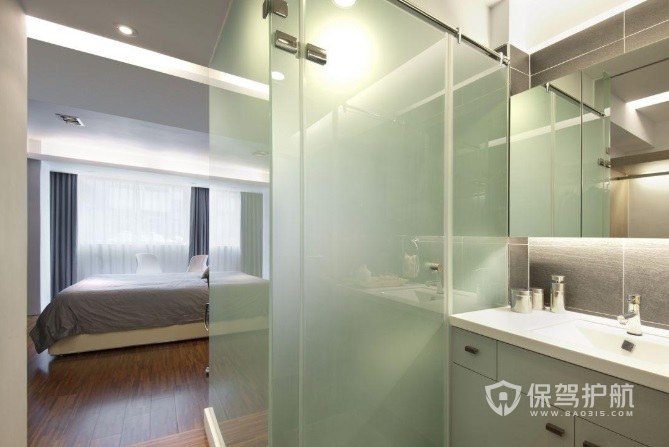 现代简约风卧室卫生间玻璃隔断装修效果图