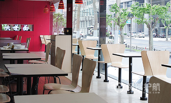 55平米现代风格面食店装修效果图